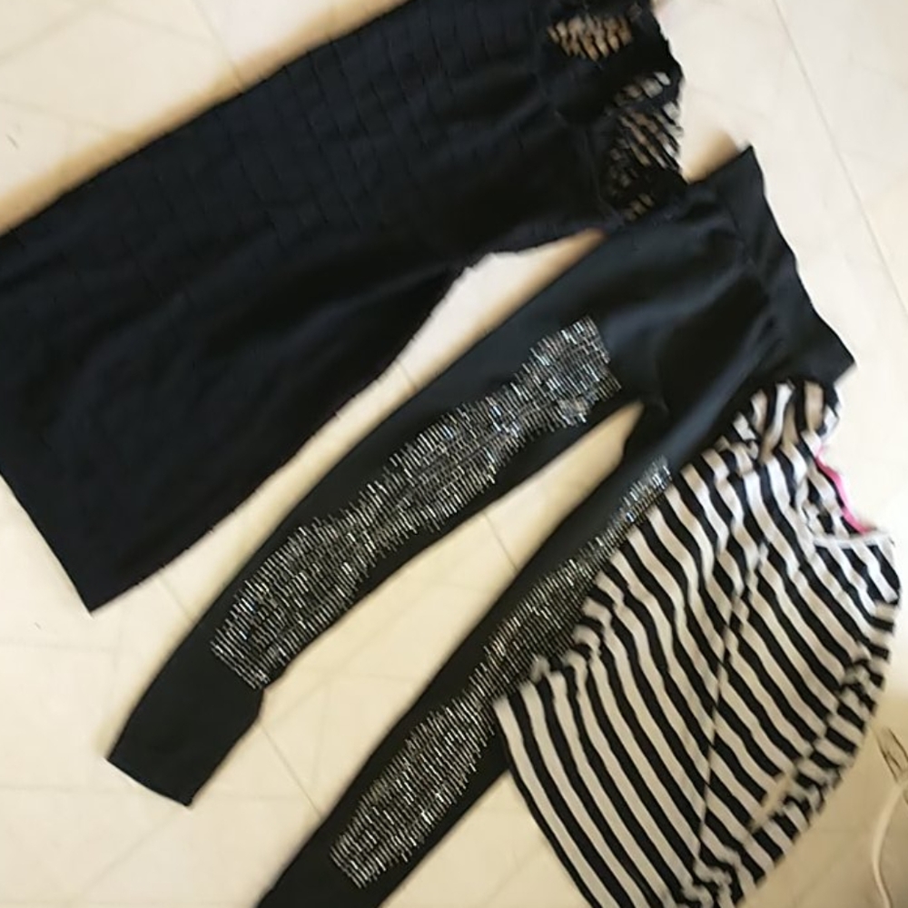 Dress , leggings , long sleeve blouse